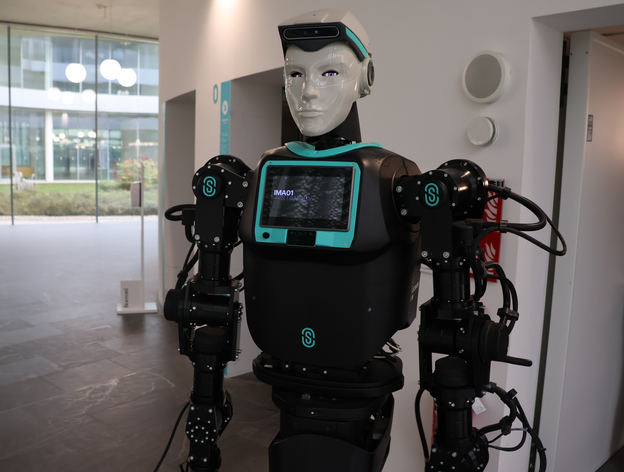 Robot
